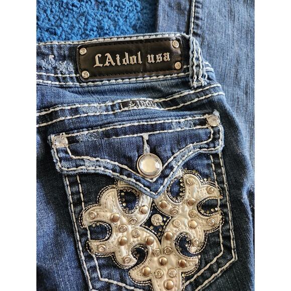 L.A Idol Women's Embellished Dark Wash Bootcut Jeans-9 W21x L34 - Picture 6 of 8